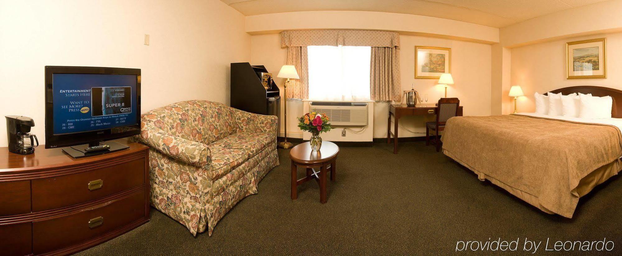 Courtyard By Marriott Regina Downtown Hotel Ruang foto