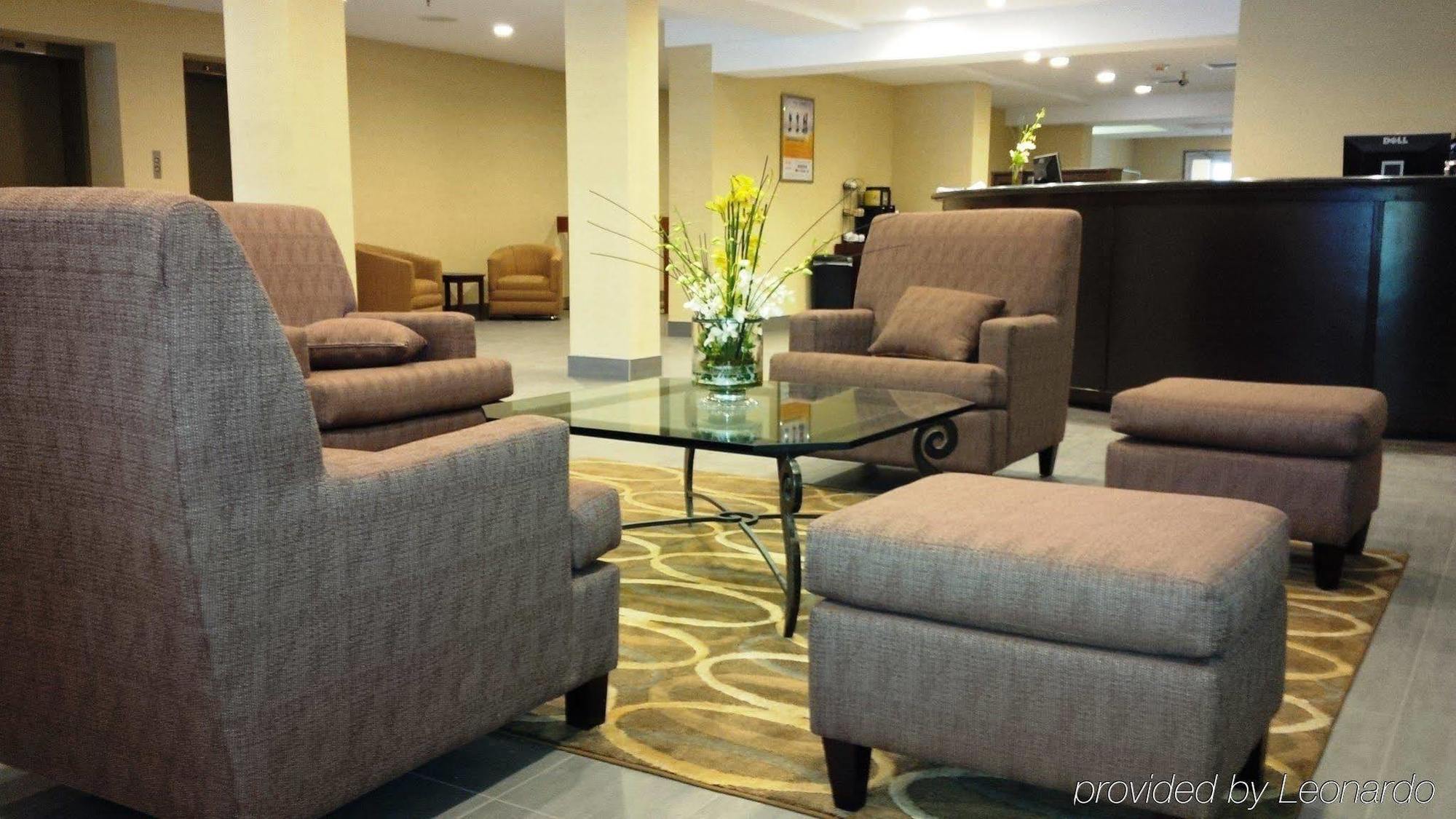 Courtyard By Marriott Regina Downtown Hotel Bagian luar foto